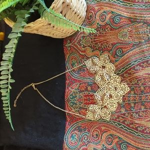 Gold Color Leaf Motif Costume Jewelry Necklace